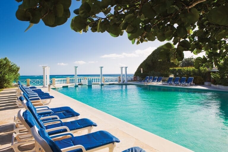 The Crane Resort 913