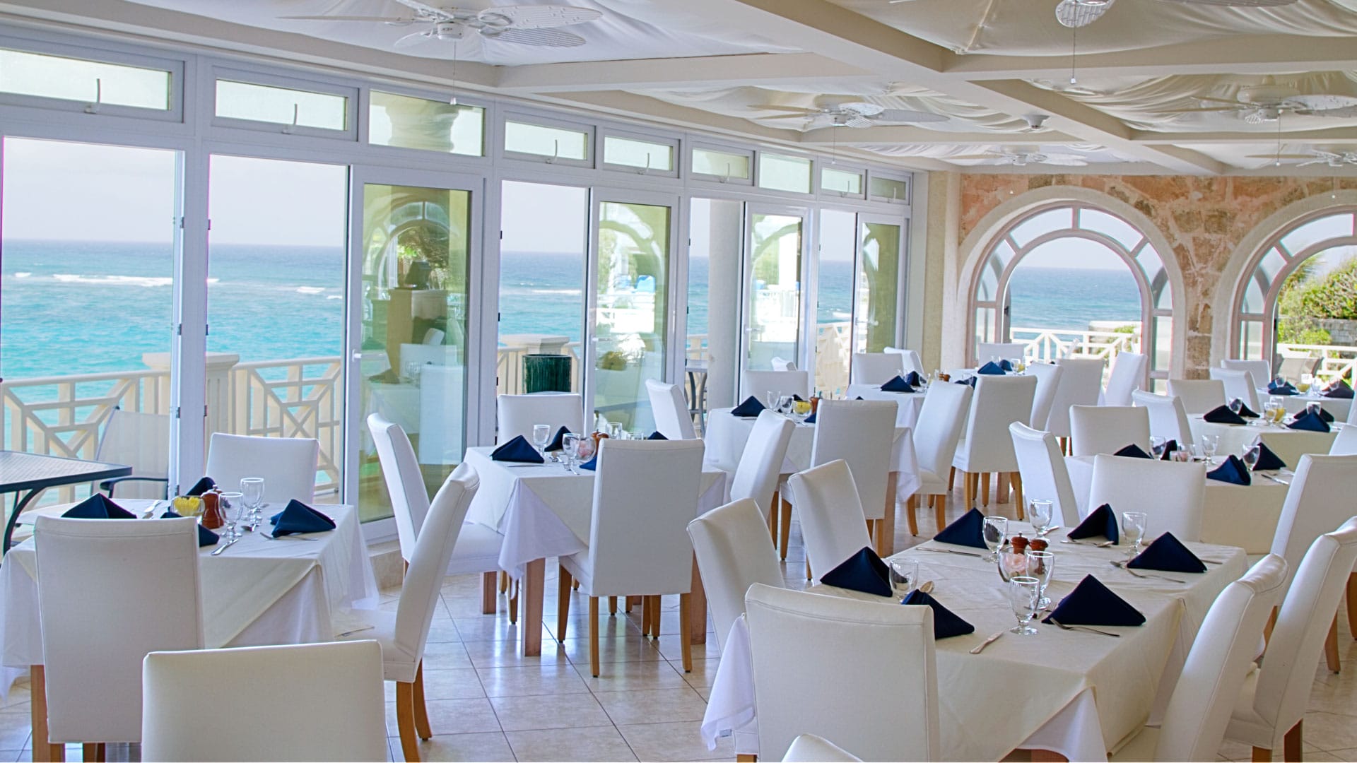 LAzure Restaurant 1