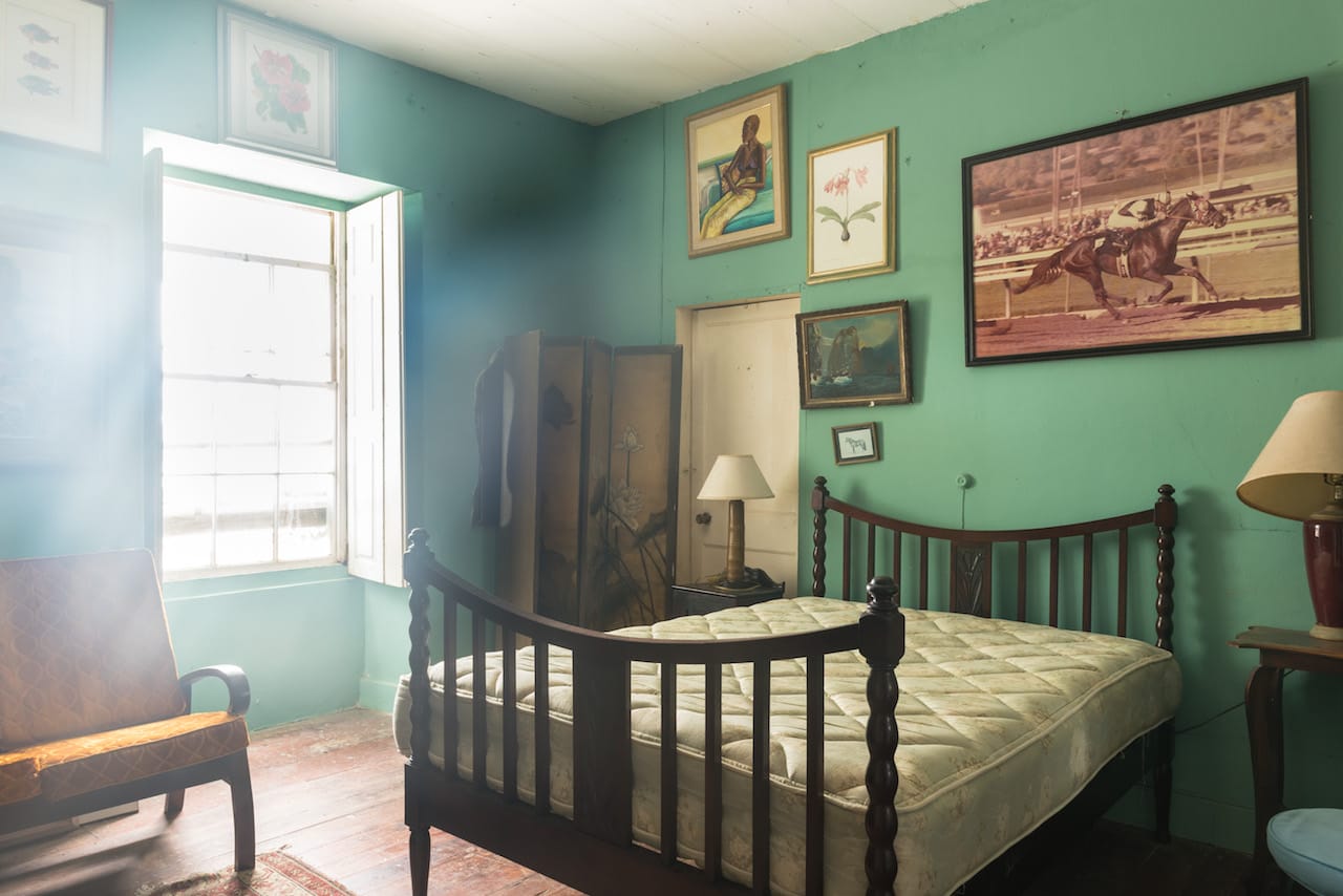 9 greenwich bedroom