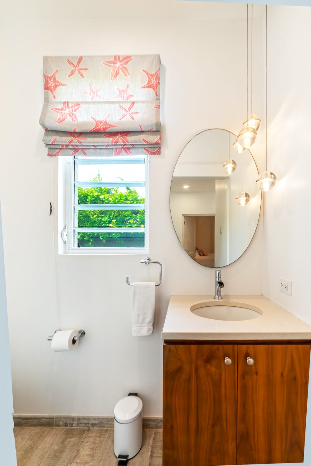 HBBathroomWWeb 1500px sRGB 150dpi Craggy Nook Finals 7506043 Edit