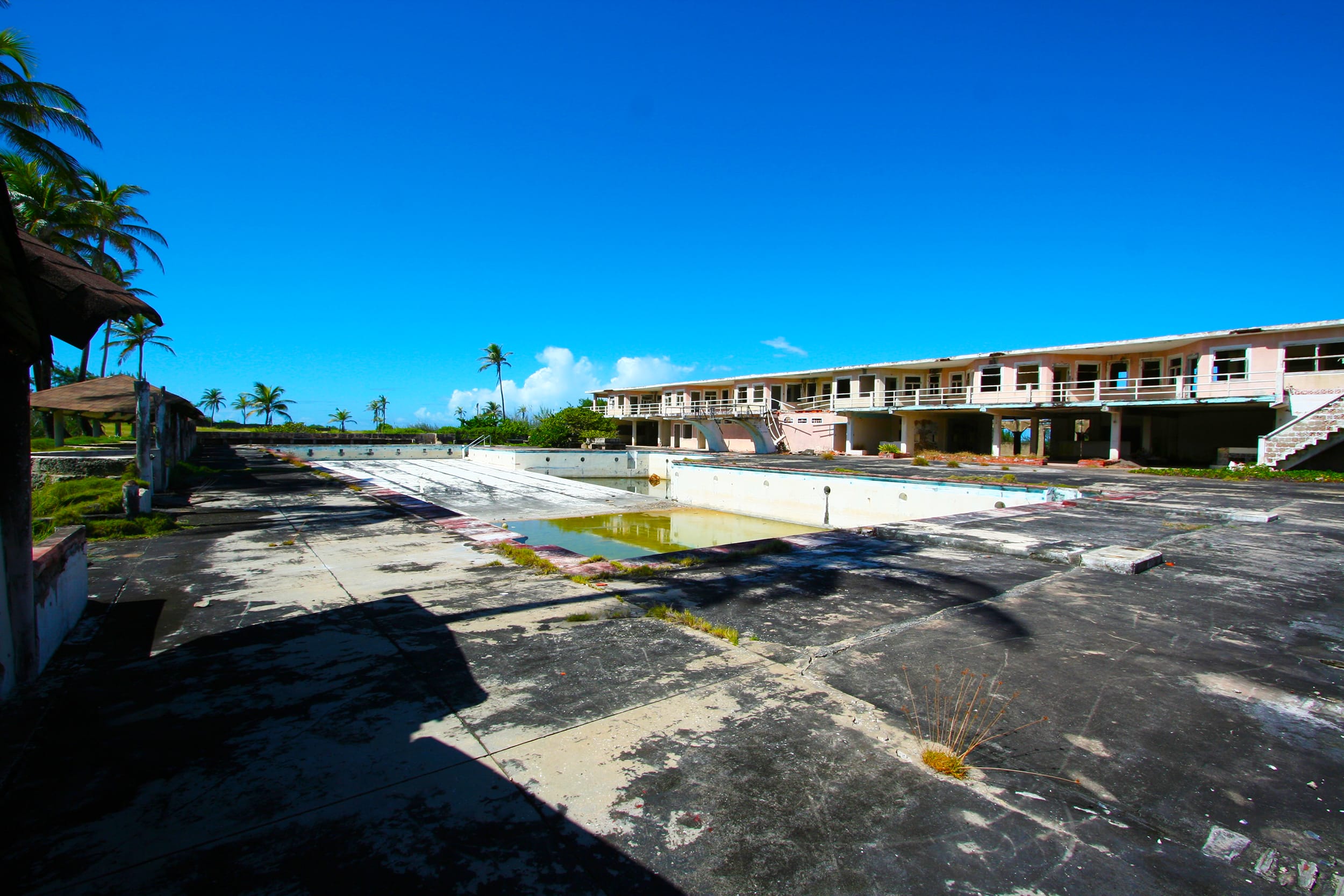 North Point HotelpoolNP