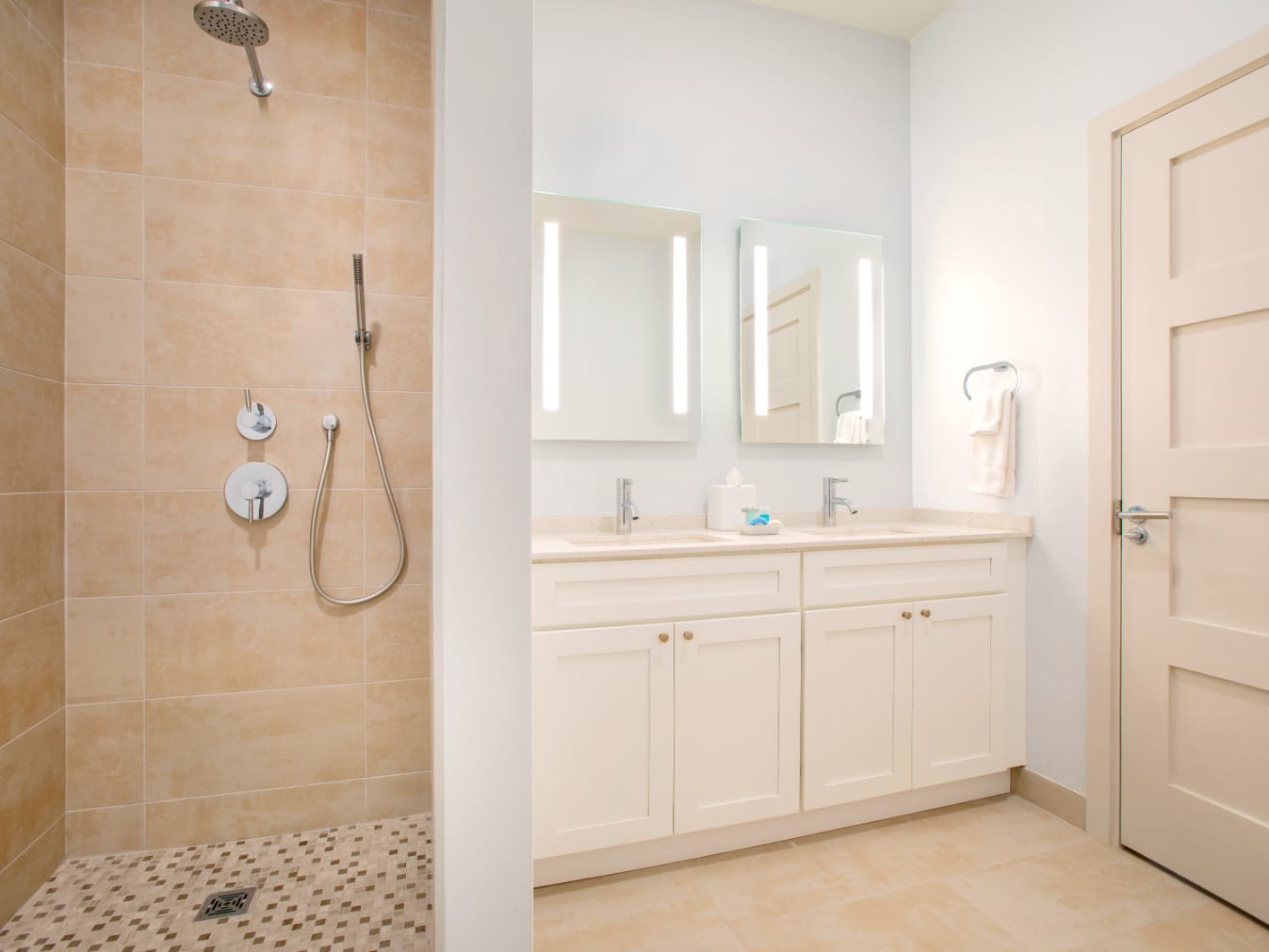 Ylang Ylang Villas Bathroom2 0