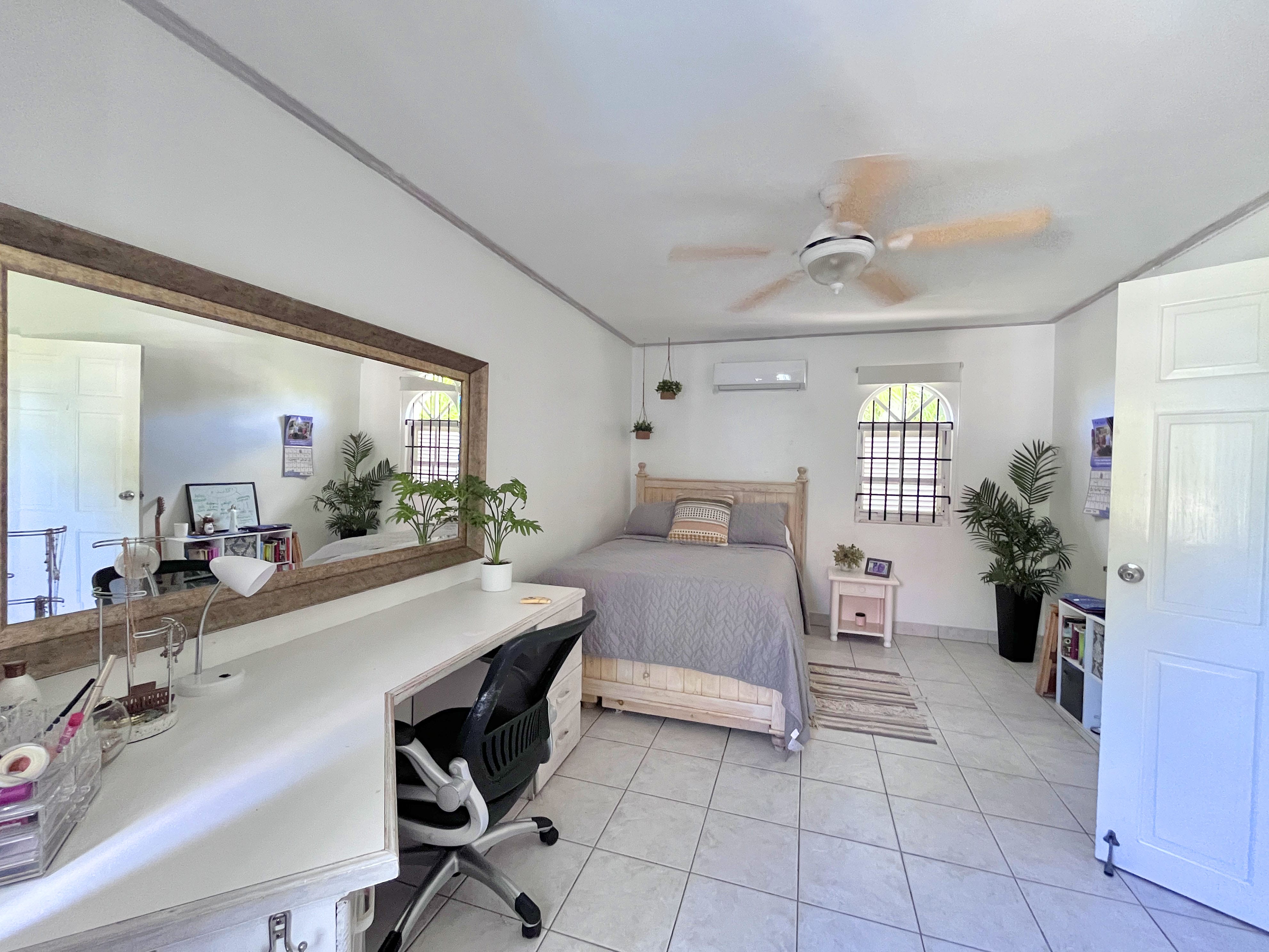 18 Bedroom 2 Windsong 3