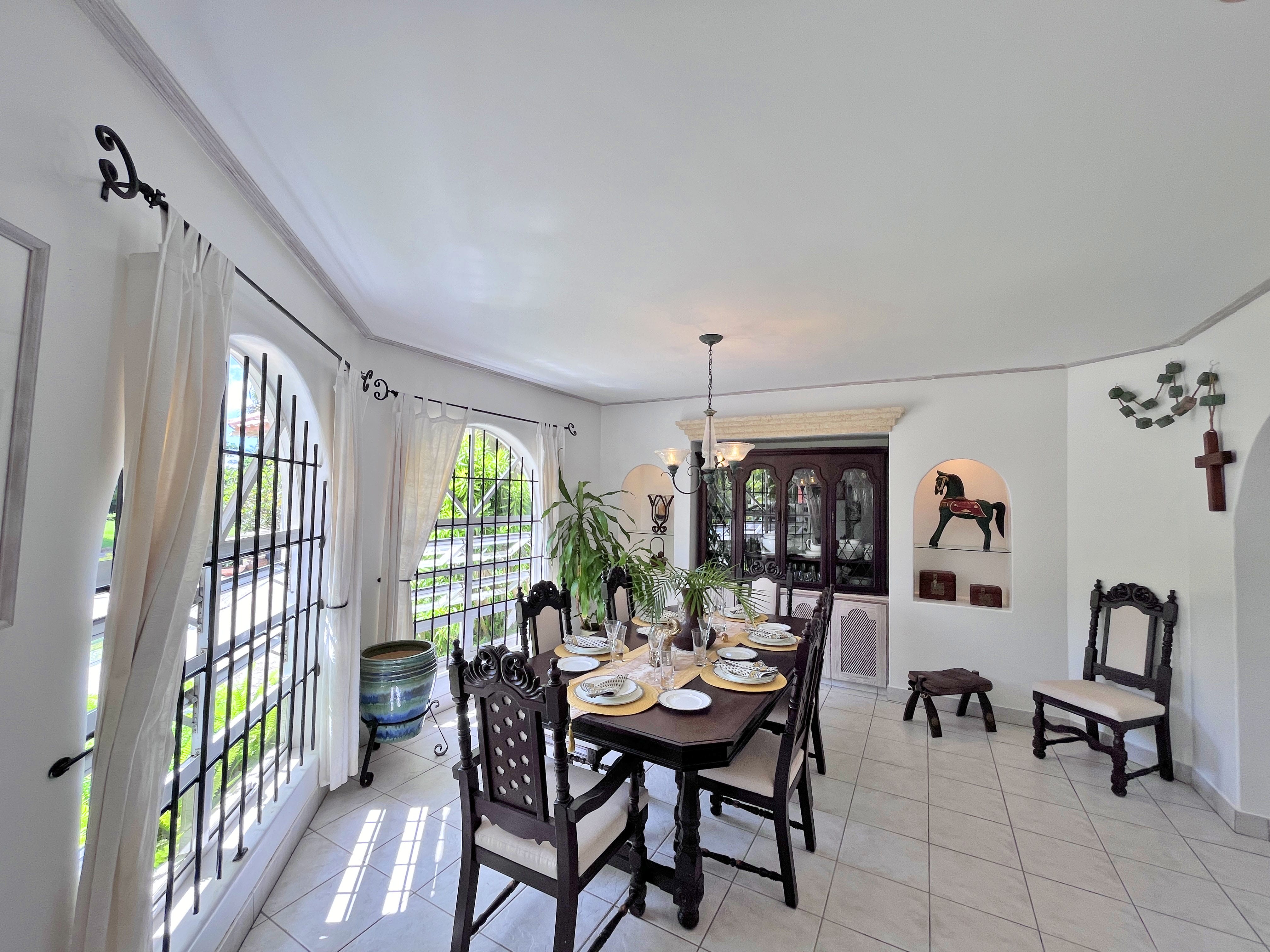 5 Dining room Windsong 3