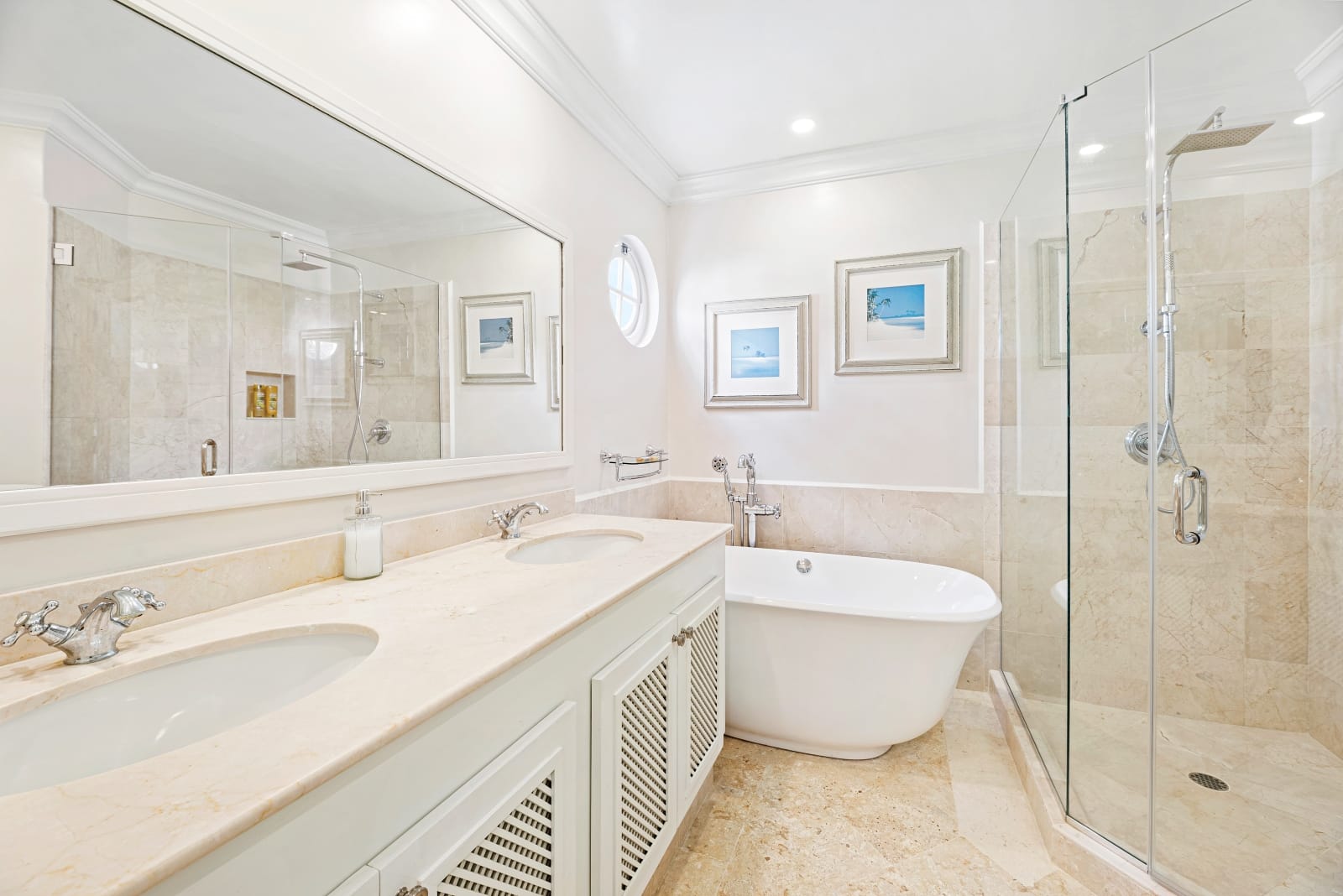 Coral House Bathroom 2