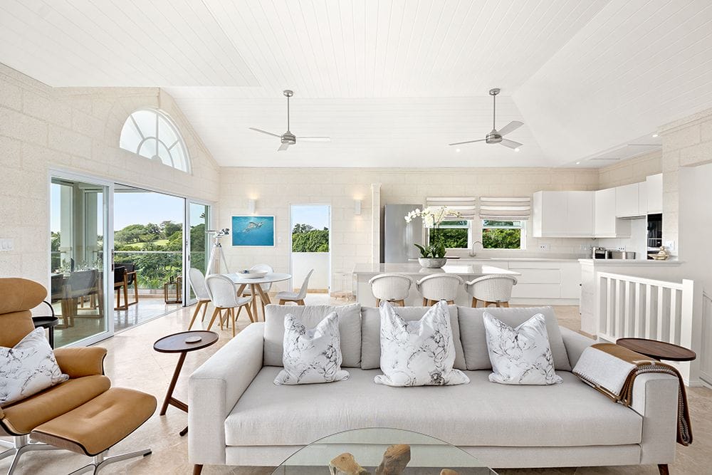 Mahogany Heights No.1 04 Great Room 04