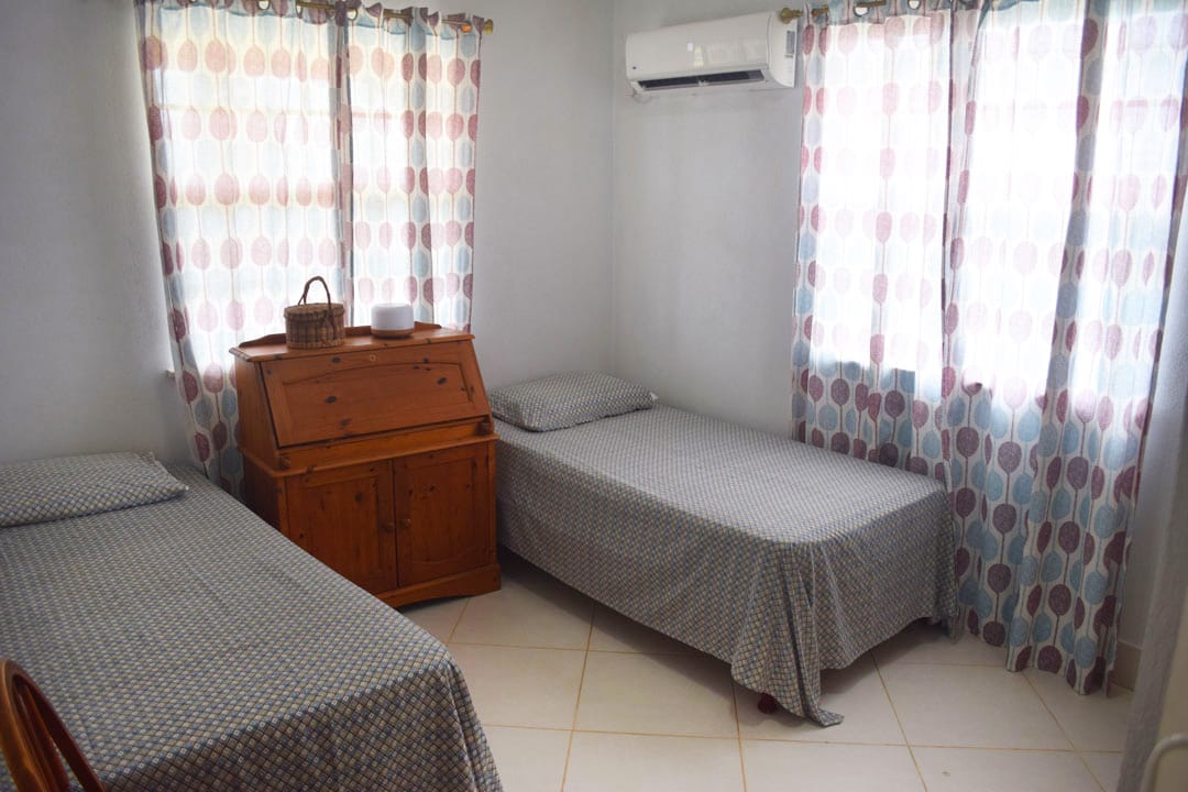 Atlantic shores townhouse bed1