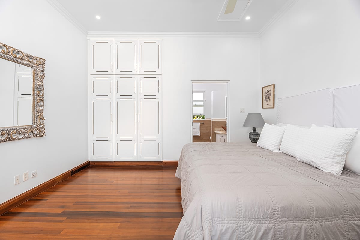 Westland Heights Cottage Bedroom 1 resize