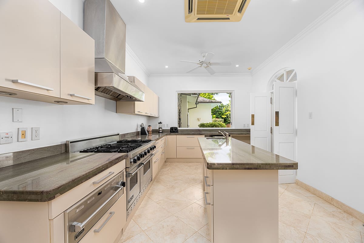 Westland Heights Kitchen resize