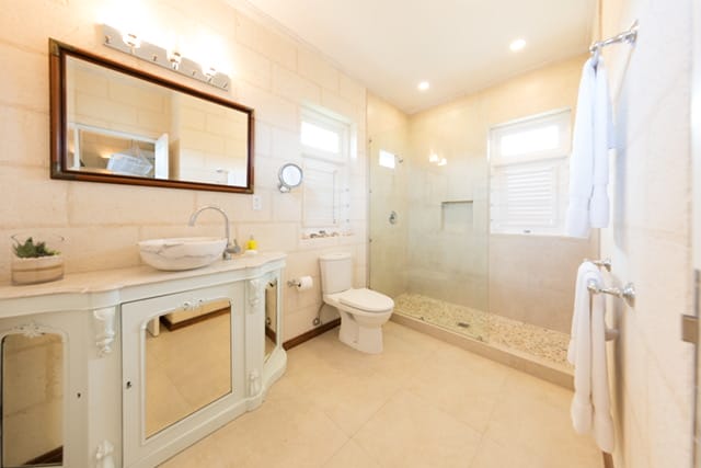 Third ensuite bathroom