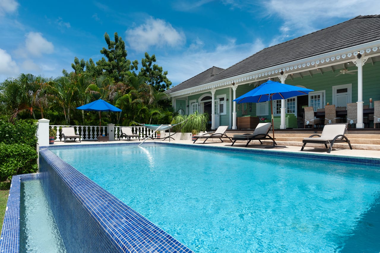 Pool area