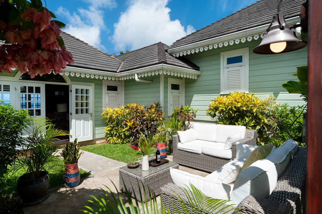 Outdoor lounge area