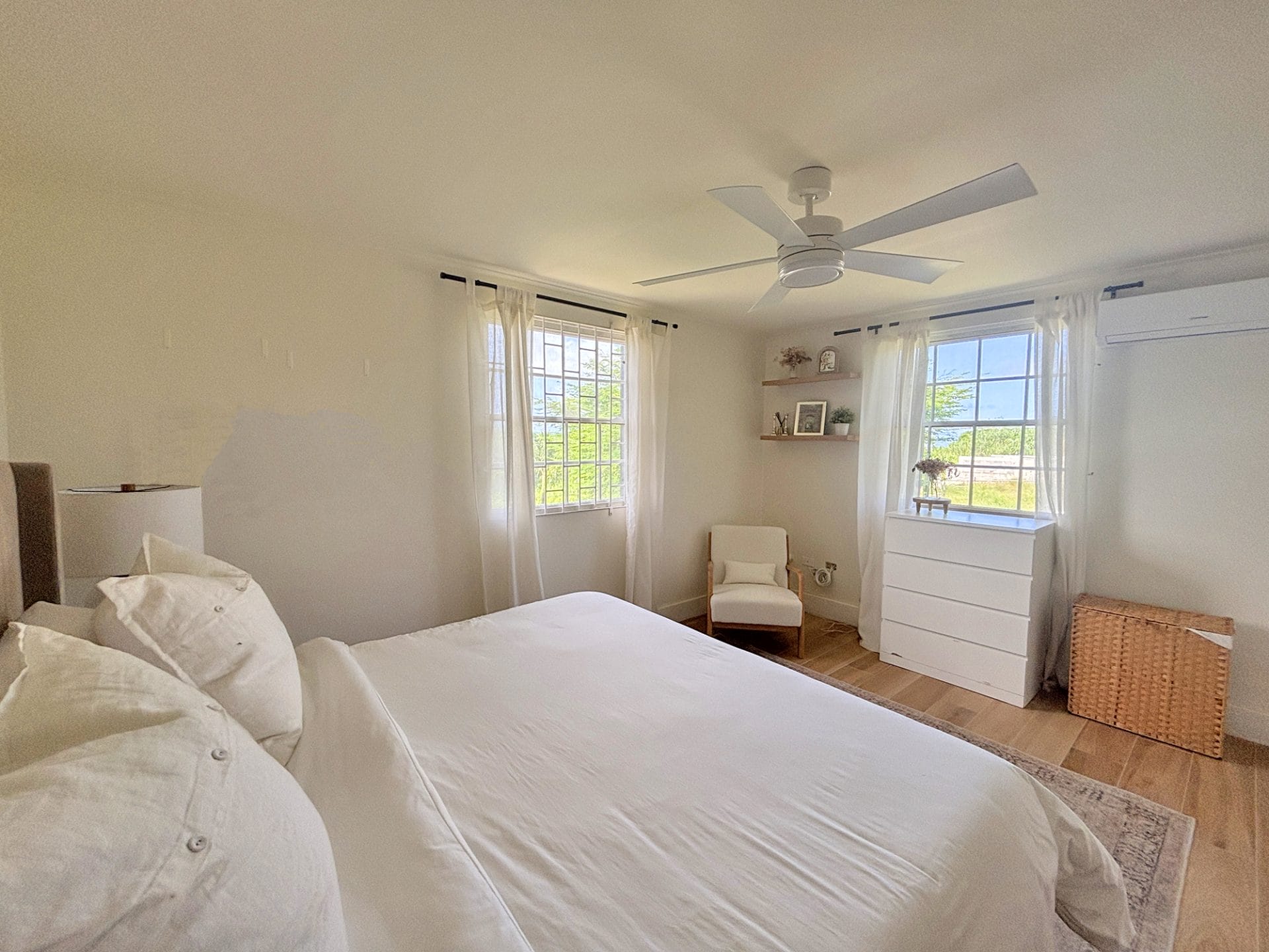 13 Yorkshire 1 Master Bedroom