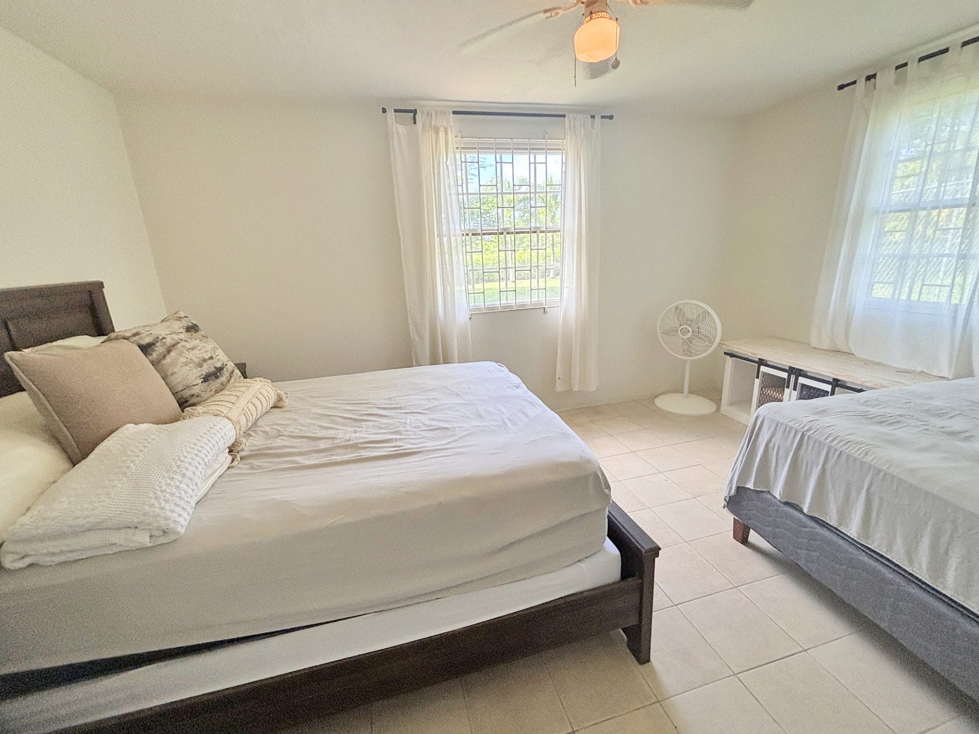 20 Yorkshire 1 downstairs bedroom