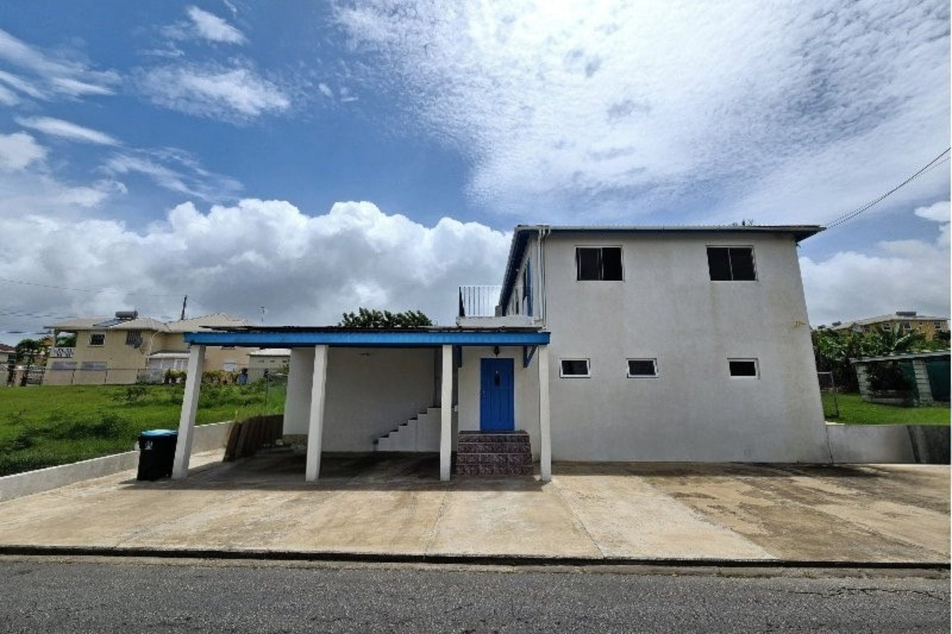 38 Walkers Park West 2 1