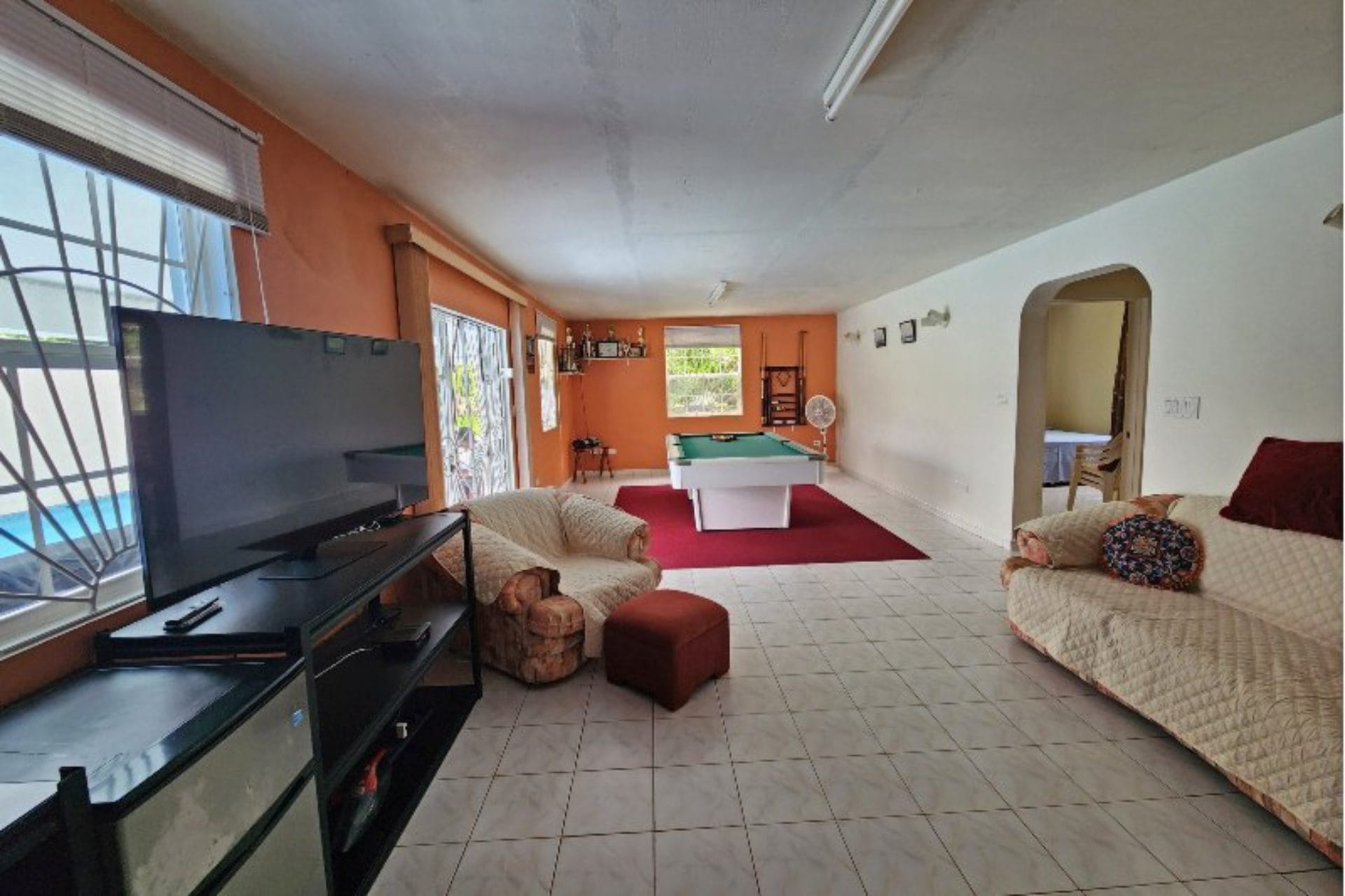 38 Walkers Park West 8 1