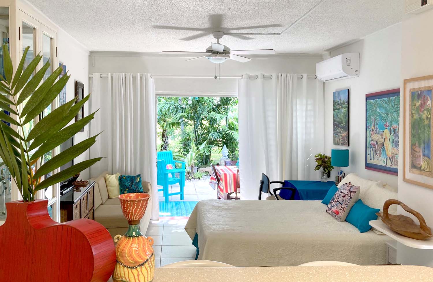 520 bedroom