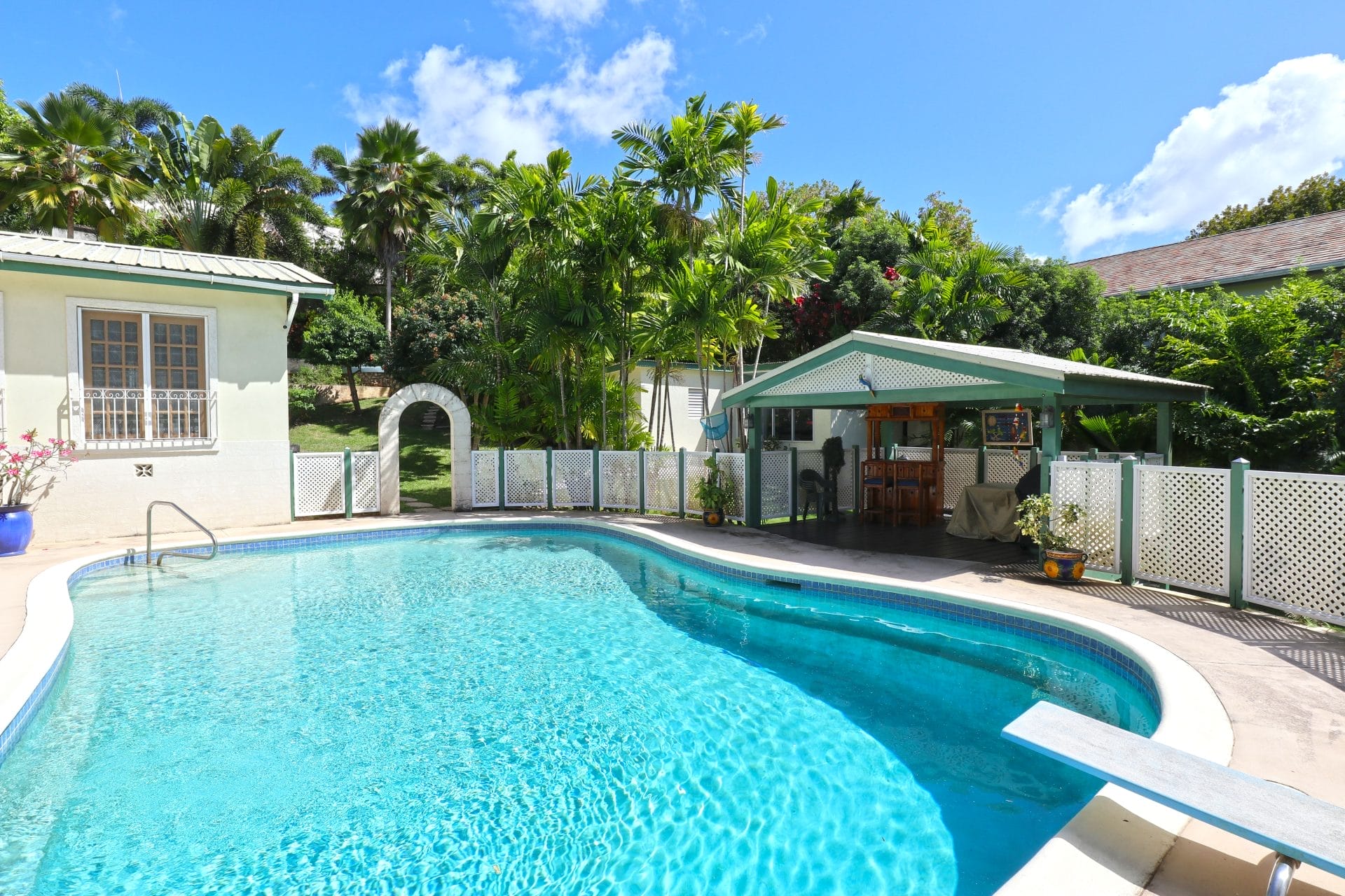 24 Sunset Ridge 32 Private pool c 1