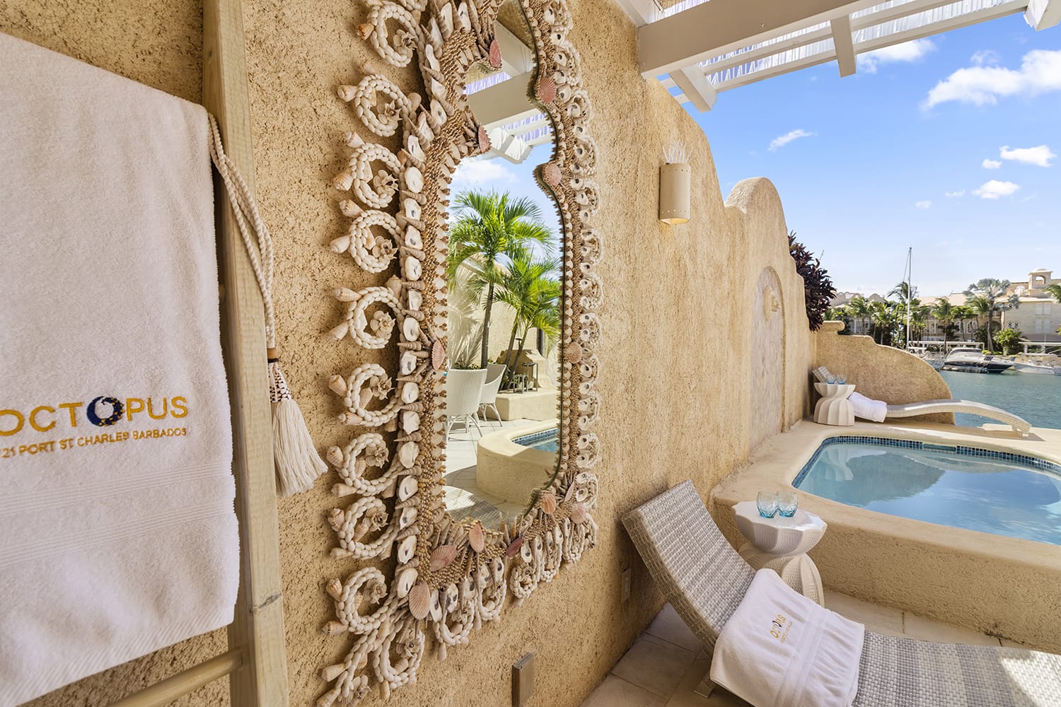 patio large seashell mirror