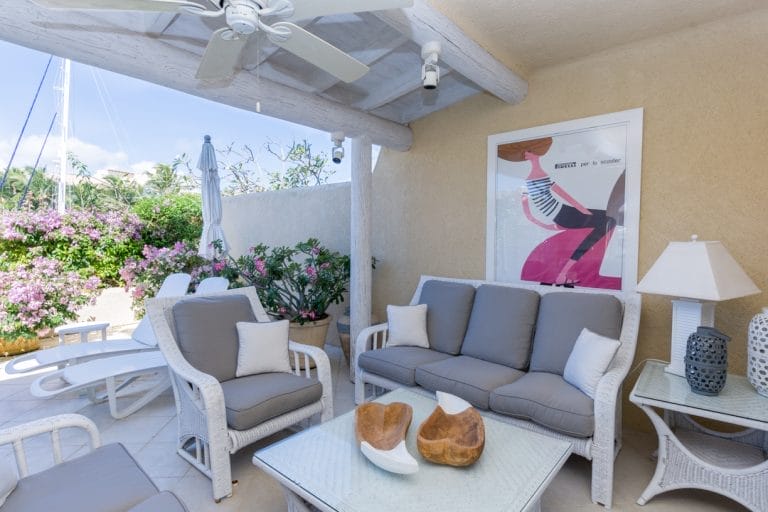 Outdoor Patio 768x512